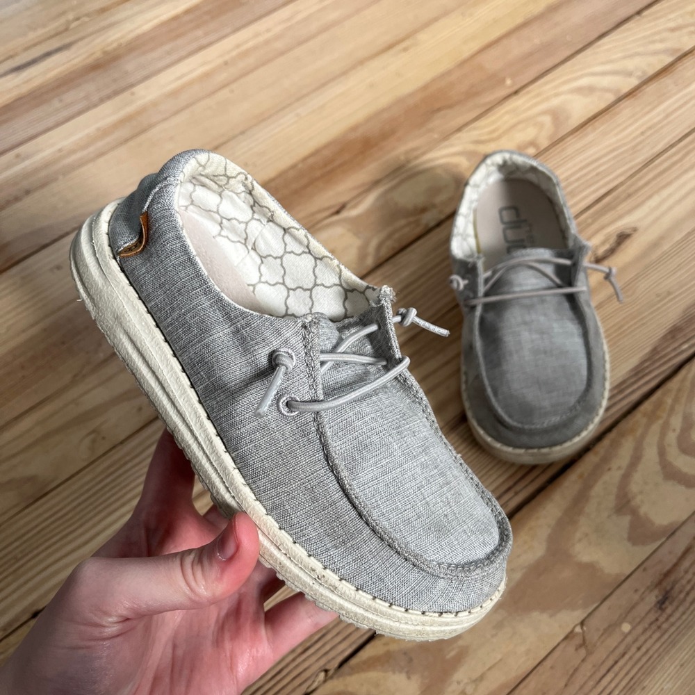 Hey Dude Wendy Youth Grey Linen Slip On Loafer Size K12 comfort casual 130123090